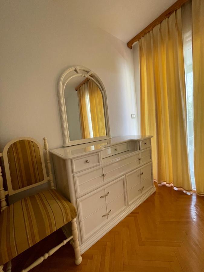 Apartment Zajim