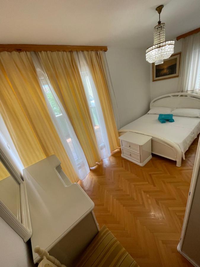 Apartment Zajim *