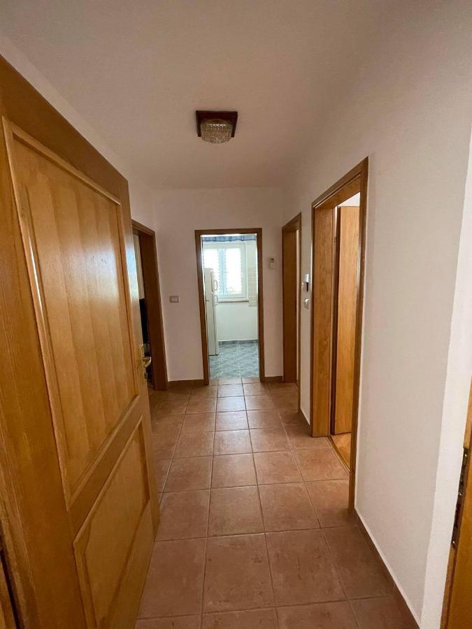 Apartment Zajim *
